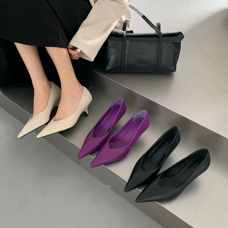 Women Fashion Brand - รองเท้าส้นเตี้ยแบบสวม SUOJIALUN คอลเลคชั่นฤดูใบไม้ผลิ 2025 แบรนด์ใหม่สำหรับผู้หญิง ดีไซน์หัวแหลม