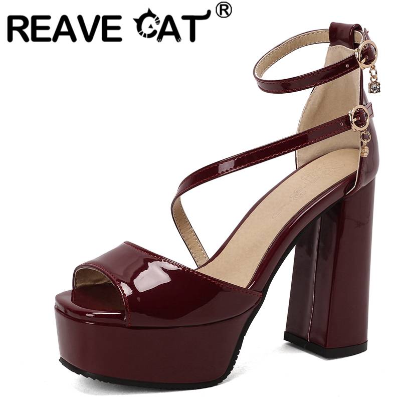 Women Fashion Brand - รองเท้าแบรนด์ REAVE CAT สำหรับผู้หญิง รองเท้าแตะแฟชั่นประดับกลิตเตอร์สำหรับฤดูร้อน แบบเปิดนิ้วเท้า