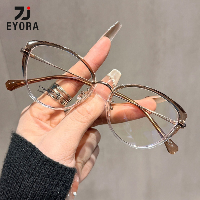 Women'S Fashion Glasses With Clear Lenses - แว่นตาอ่านหนังสือแฟชั่นทรงแคทอายกรอบเล็ก EYORA สำหรับผู้หญิง ป้องกันแสงสีฟ้า เปลี่ยนสีได้ สำหรับสายตายาวและสายตาสั้น