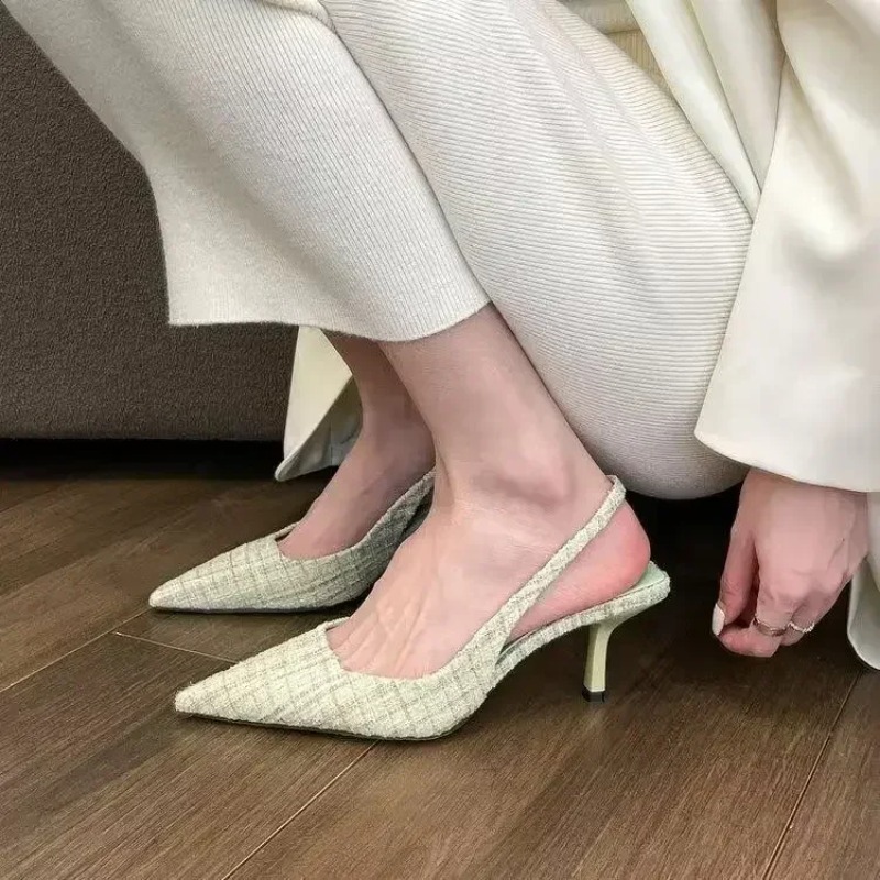 Women Fashion Brand - รองเท้าส้นสูงแฟชั่นแบรนด์ดัง ดีไซน์ถักนิตติ้ง ส้นสูง 5 ซม. สำหรับผู้หญิง