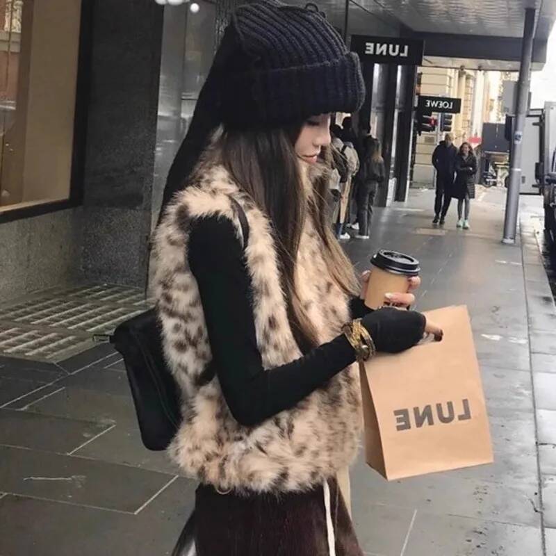 เสื้อกั๊กขนสัตว์เทียมลายเสือดา - Women'S Fashion Gilet บทวิจารณ์และราคา