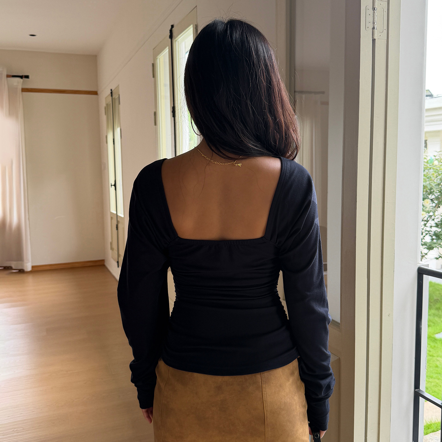 เสื้อคอวีหรูหรา เสื้อยืดสีพื้น - Women'S Fashion For 2026 บทวิจารณ์และราคา
