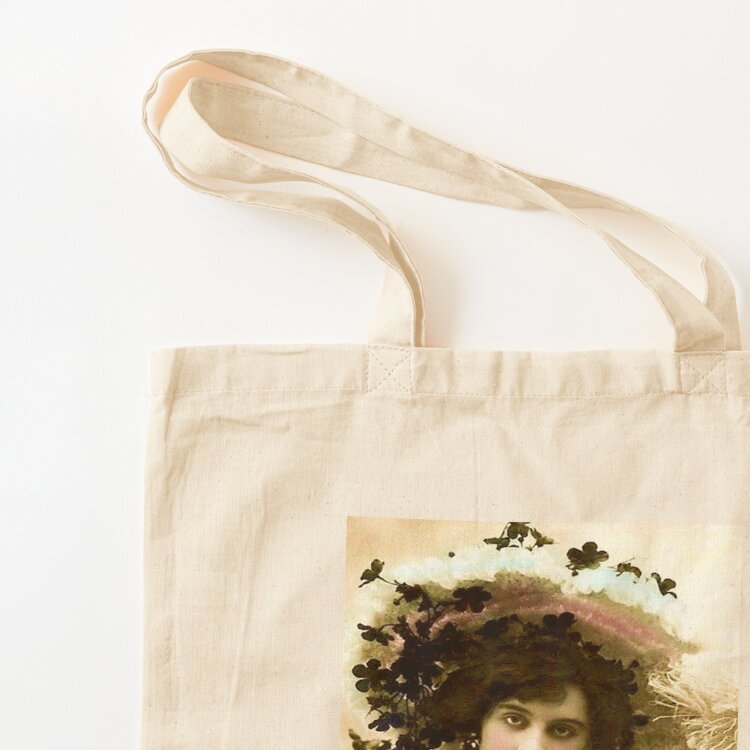 FLAPPER with a FAN : กระเป๋าโท - Women'S Fashion In 1920 บทวิจารณ์และราคา