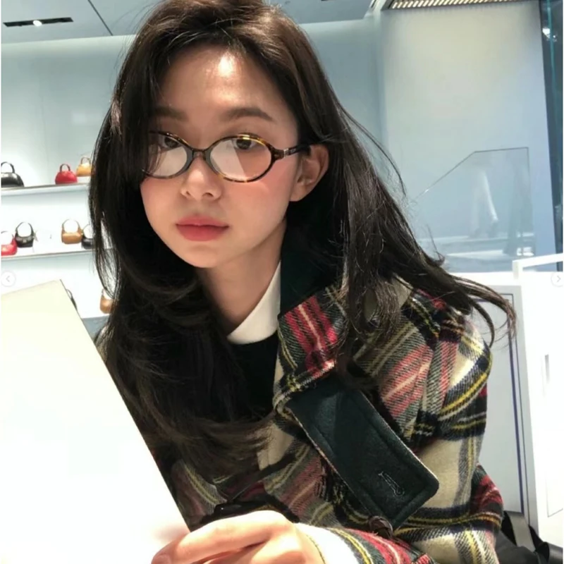 กรอบแว่นตาแฟชั่นผู้หญิงทรงรีเล - Women'S Fashion Glasses With Clear Lenses บทวิจารณ์และราคา